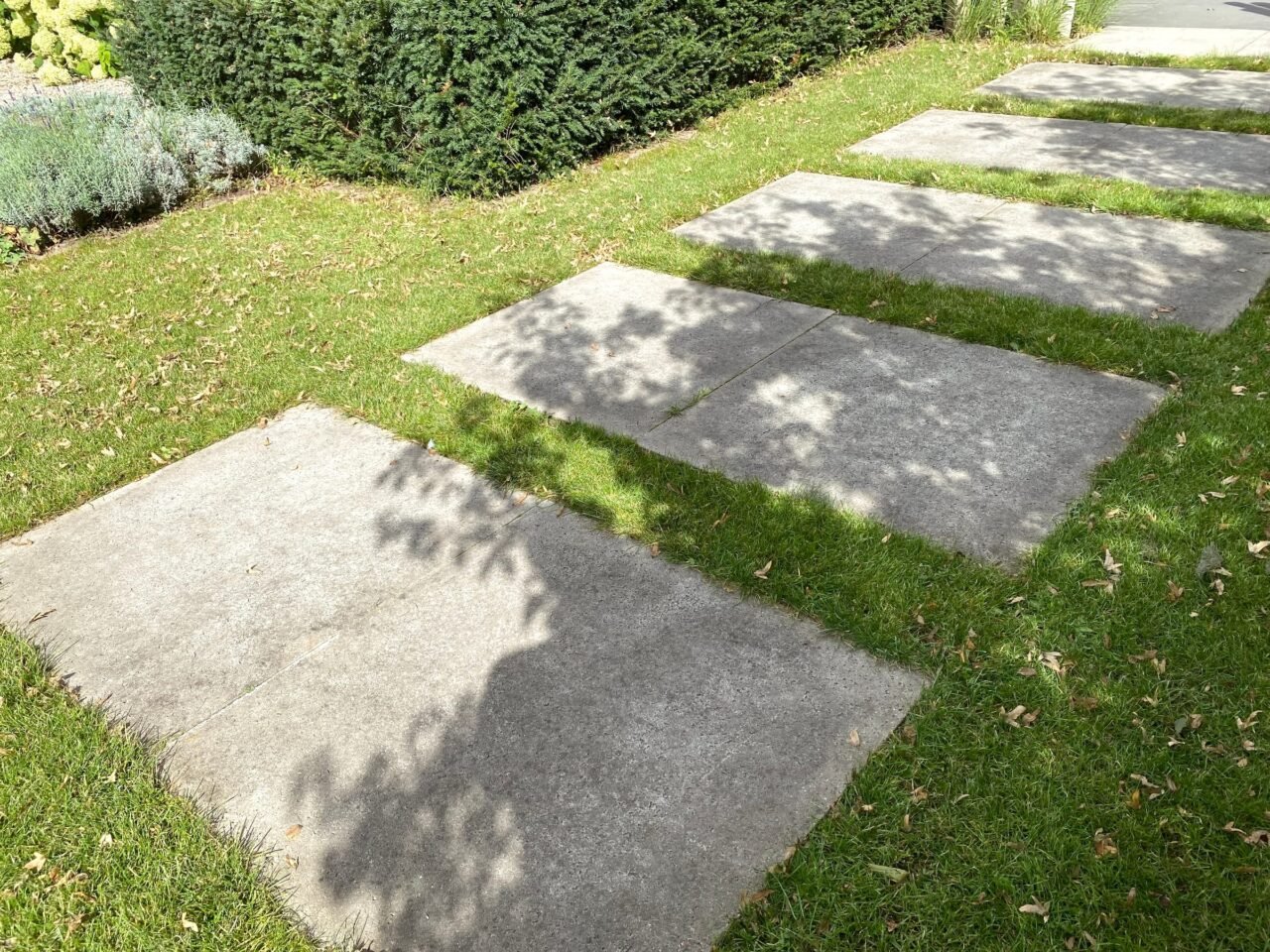 Tuin met overkapping, kas en tuinhuis, foto 10