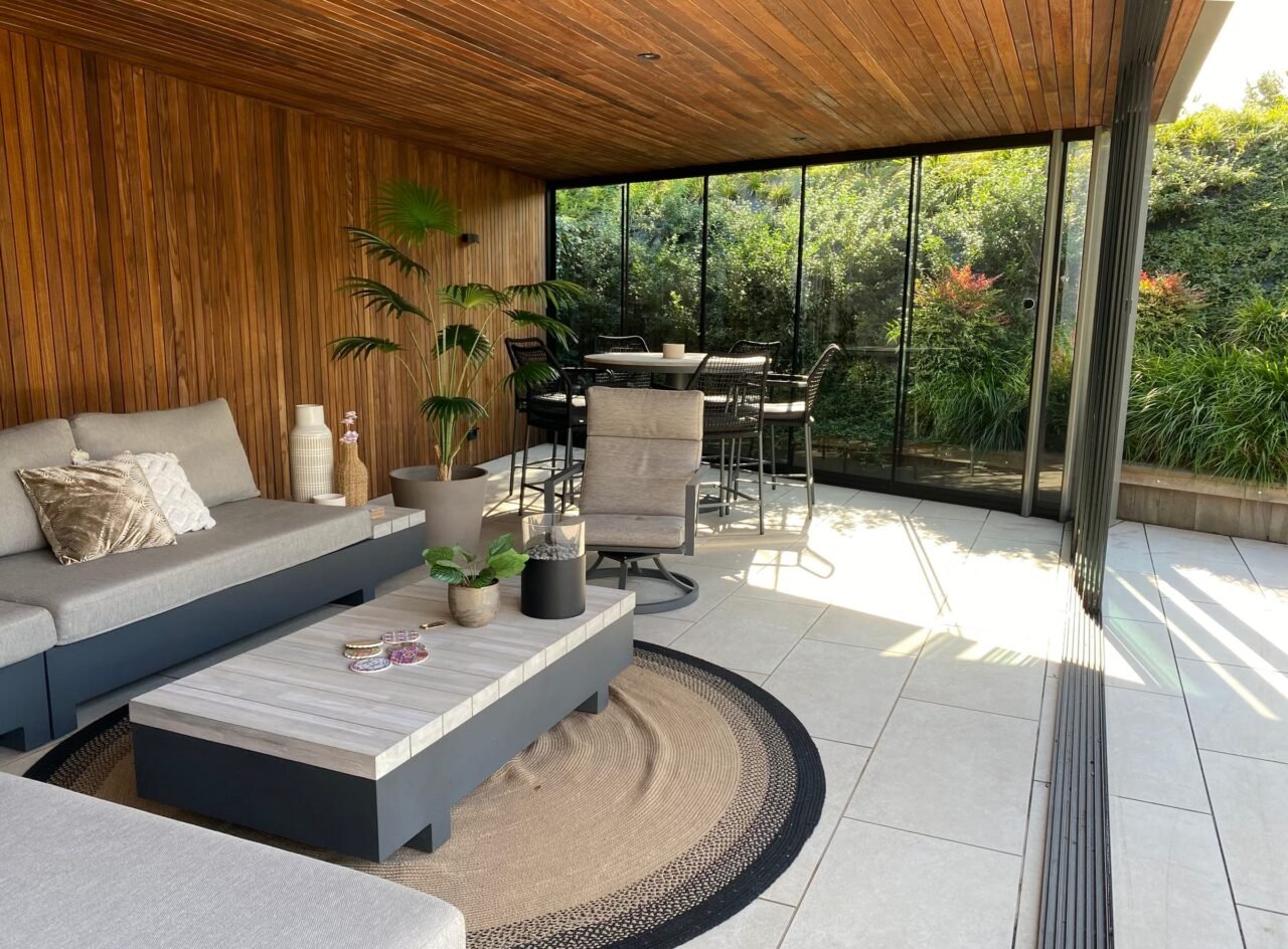 Villatuin met zwembad en poolhouse, foto 6